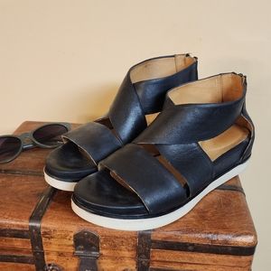 Bussola Labret Leather Sandal